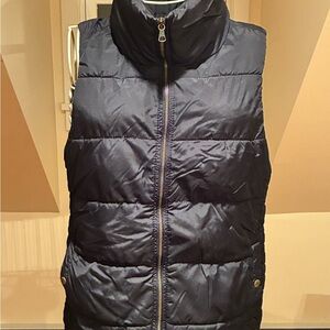 Old Navy Women's Navy Puffer Vest